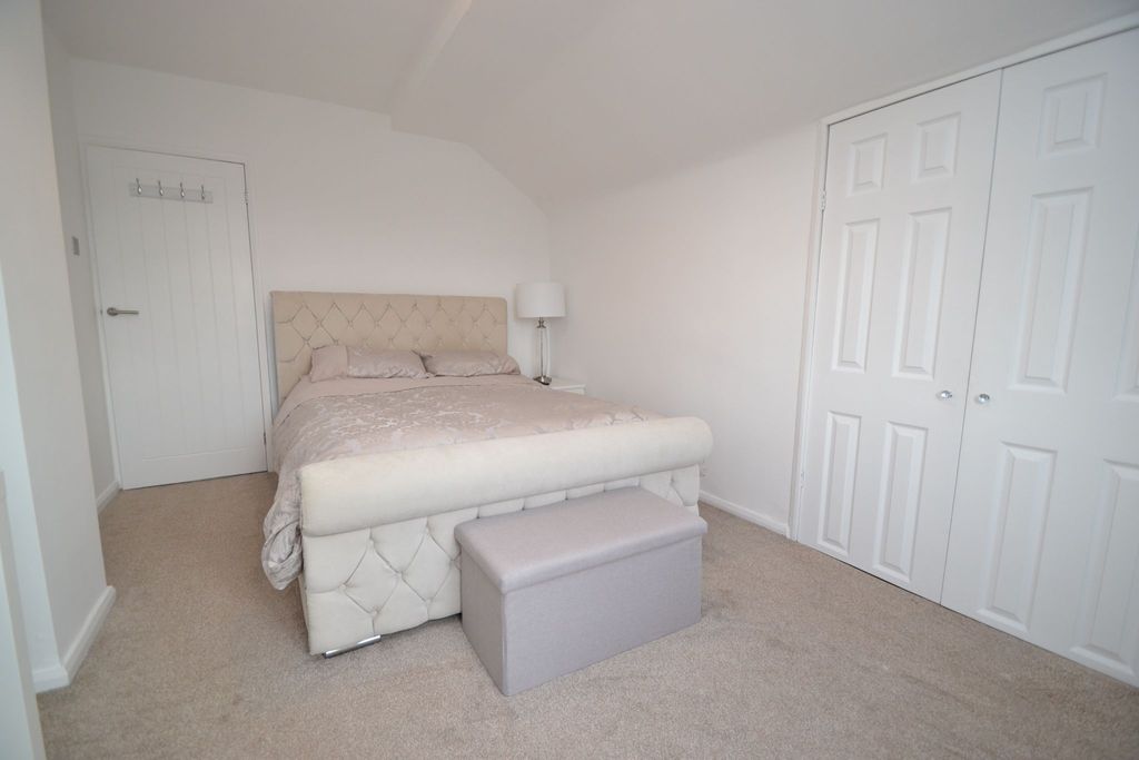 Additional image 14 of 3 bed chalet for saleBrackendale Avenue, Bradford BD10