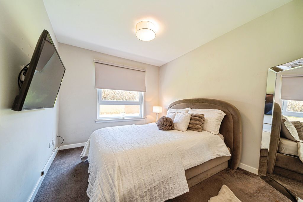 Additional image 10 of 2 bed flat for sale3 Accord Place, Paisley PA2