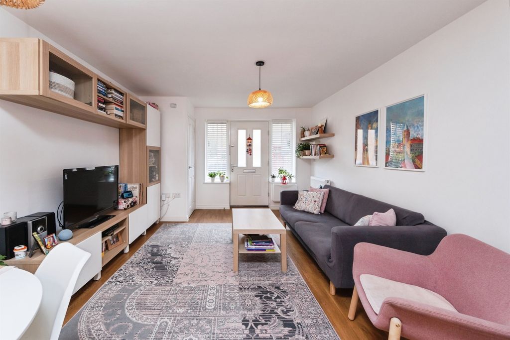 Additional image 7 of 2 bed flat for saleFoundry Drive, Buckingham MK18