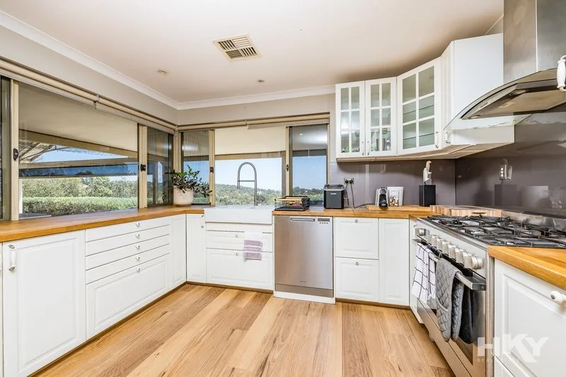Additional image 14 of 25 Evelyn Place, Bullsbrook WA 6084