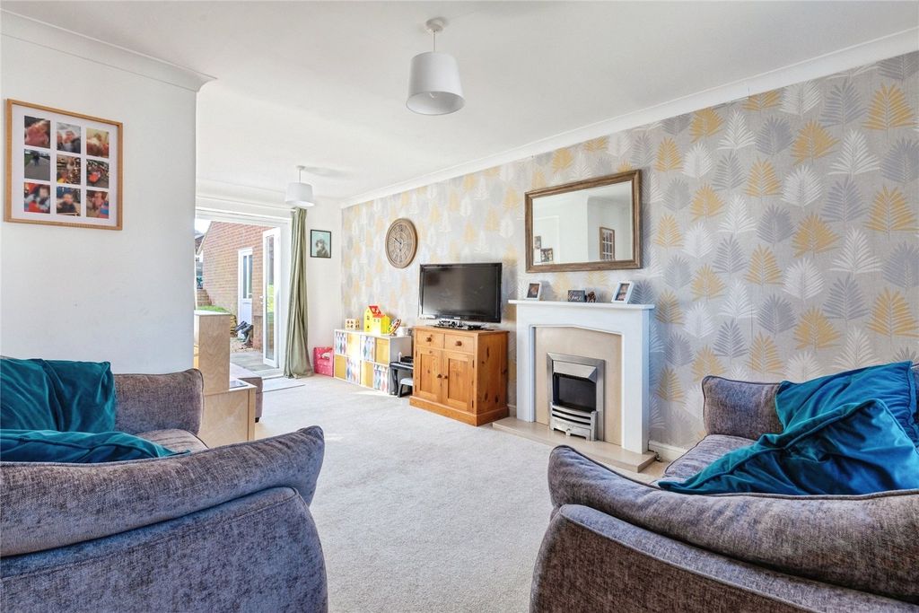 Additional image 2 of 3 bed semi-detached house for saleAllens Gate, Brackley, Northamptonshire NN13