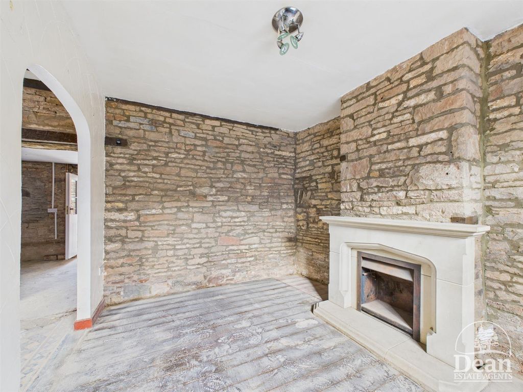 Additional image 5 of 3 bed cottage for saleChurch Square, Blakeney GL15