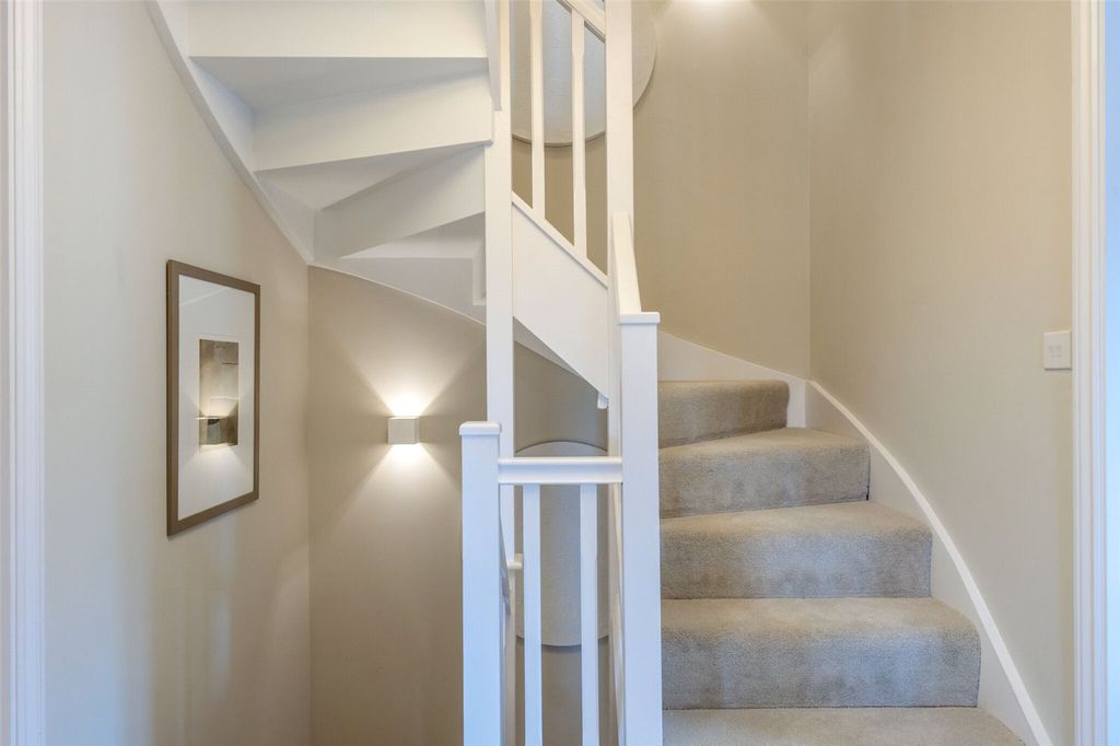 Additional image 8 of 4 bed detached house for saleBolley Avenue, The Green, Bordon GU35