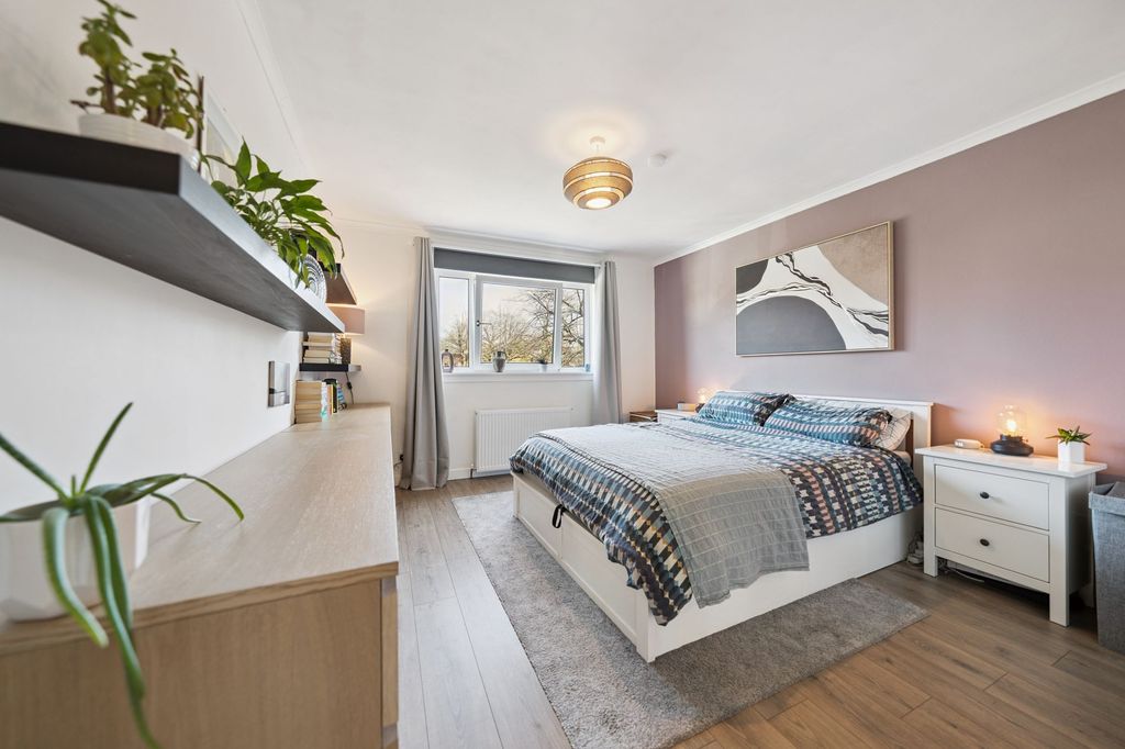 Additional image 11 of 3 bed flat for sale4 Knowehead Terrace, Flat 2/1, Pollokshields, Glasgow G41
