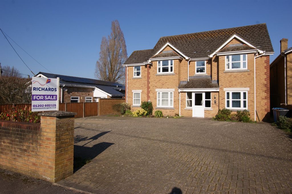 1 bed flat for saleCarters Lodge, 14B Grange Road, Broadstone BH18