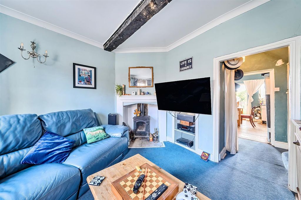 Additional image 12 of 2 bed flat for saleMarket Place, Blandford Forum DT11