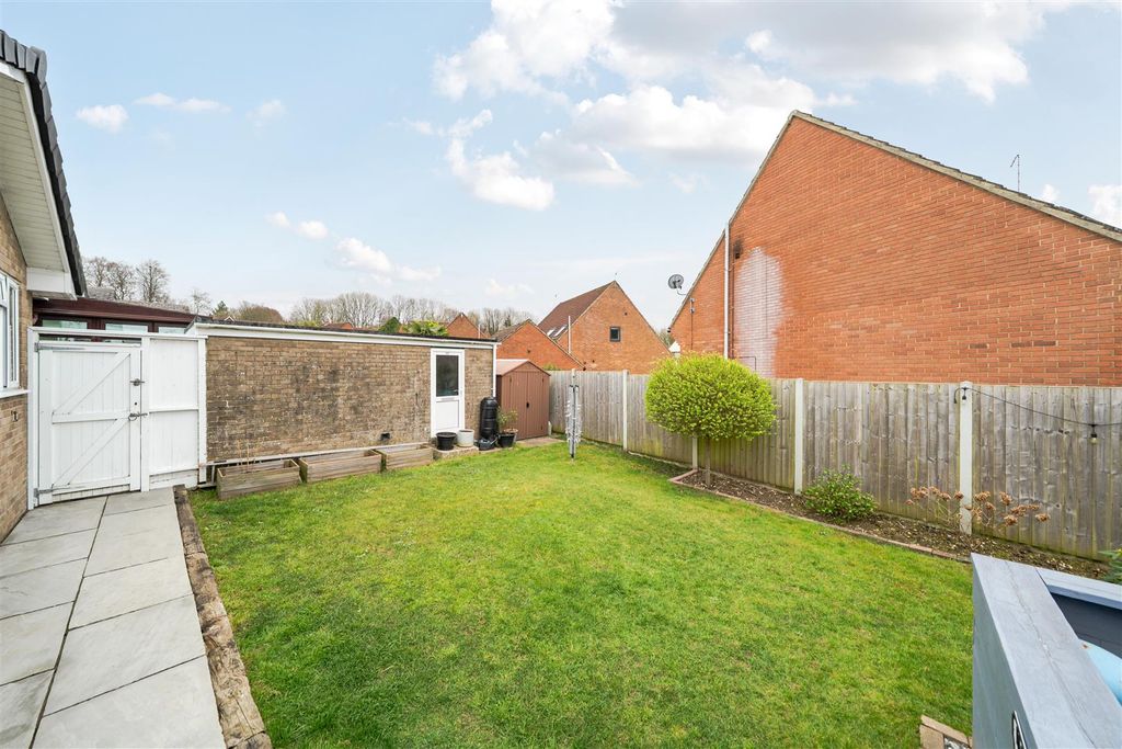 Additional image 11 of 3 bed detached bungalow for saleJames Close, Blandford Forum DT11