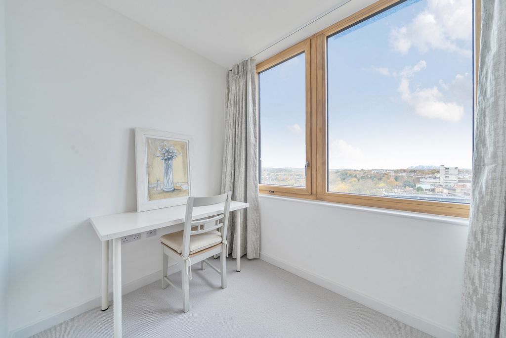 Additional image 10 of 2 bed flat for saleSt. Marks Square, Bromley BR2