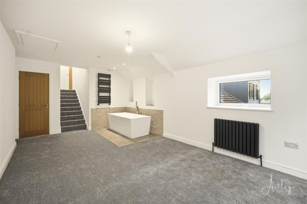 Additional image 12 of 2 bed flat for sale144 Overland Road, Mumbles, Swansea SA3