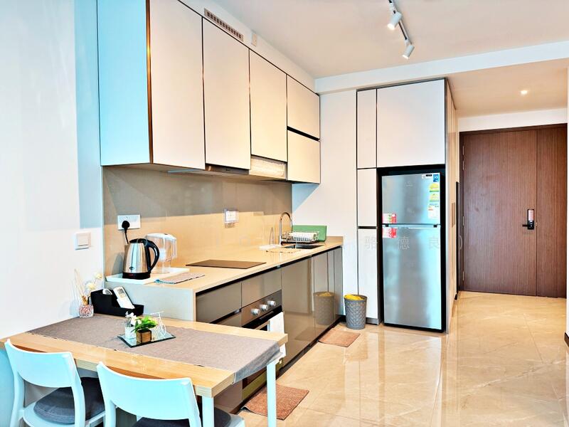 49 Normanton Park photo 4