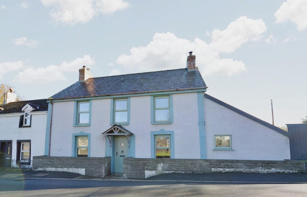 3 bed semi-detached house for saleBlaenffos, Boncath SA37