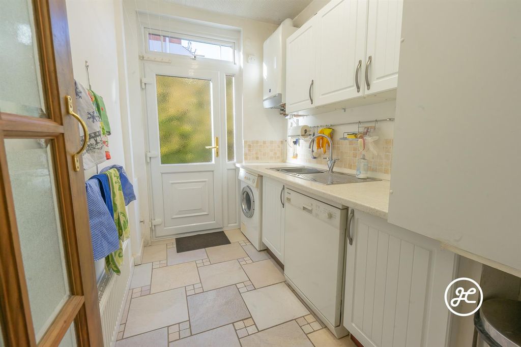 Additional image 13 of 5 bed detached house for saleDurleigh Road, Bridgwater TA6