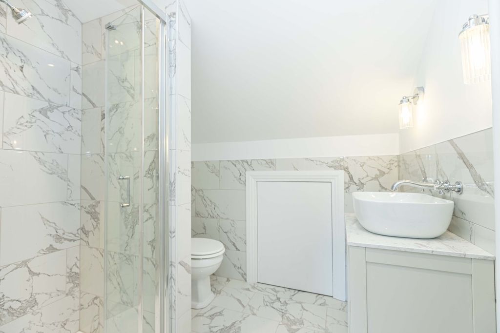 Additional image 16 of 5 bed detached house for saleBeacon Road, Broadstone BH18