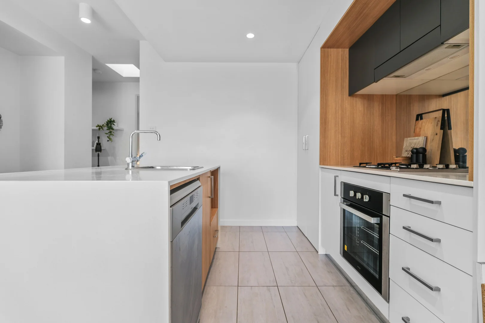 Additional image 2 of 301/267 King Street, Newcastle NSW 2300