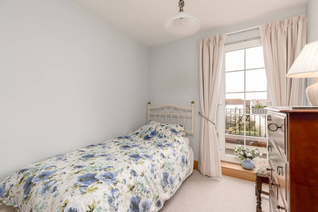 Additional image 21 of 2 bed flat for sale36 Ibris Place, North Berwick EH39