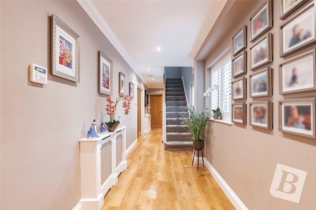 Additional image 6 of 5 bed detached house for saleOaklands Close, Braintree, Essex CM77