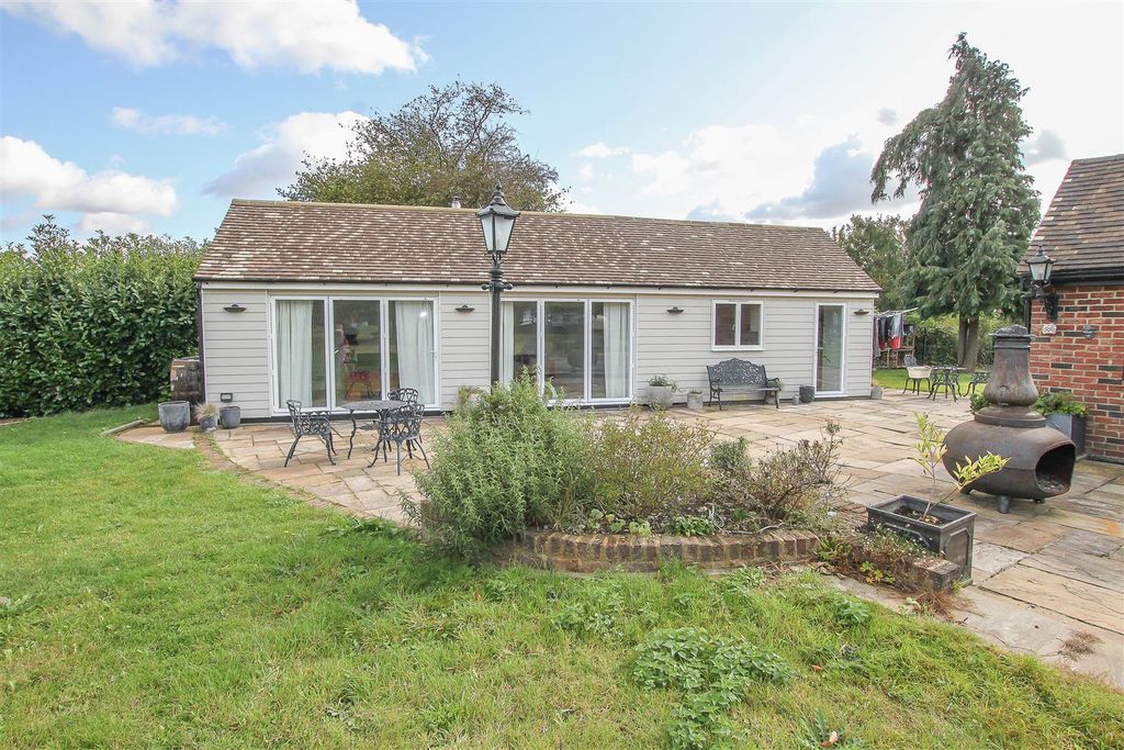 Additional image 31 of 6 bed detached house for saleHay Green Lane, Hook End, Brentwood CM15