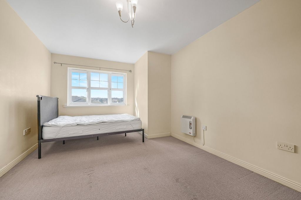 Additional image 13 of 2 bed flat for salePark Street, Bridgend CF31
