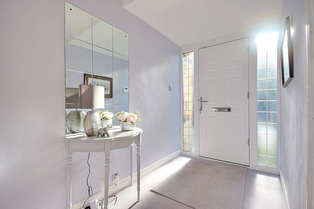 Additional image 17 of 4 bed detached bungalow for saleGlyrroen, Westgate, Clifton, Brighouse HD6