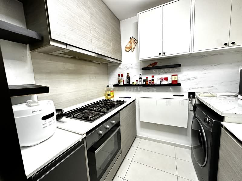 Additional image 12 of 100 Woodlands Avenue 5