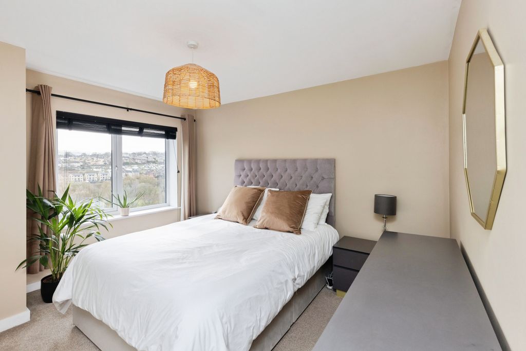 Additional image 14 of 4 bed terraced house for saleSunnybank Road, Brighouse HD6