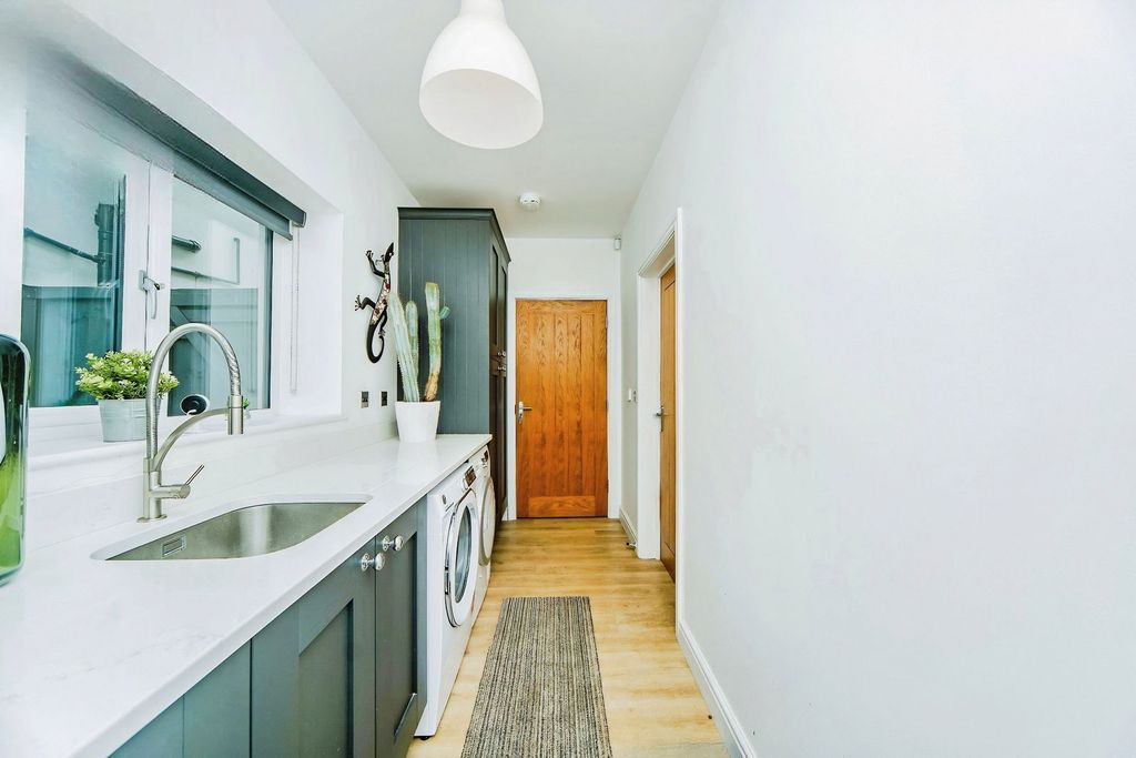 Additional image 12 of 4 bed detached house for saleLaurel Court, Waterton, Bridgend CF31