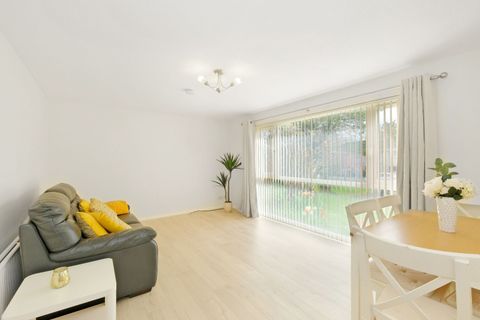 Cairnlee Crescent North, Cults, Aberdeen AB15