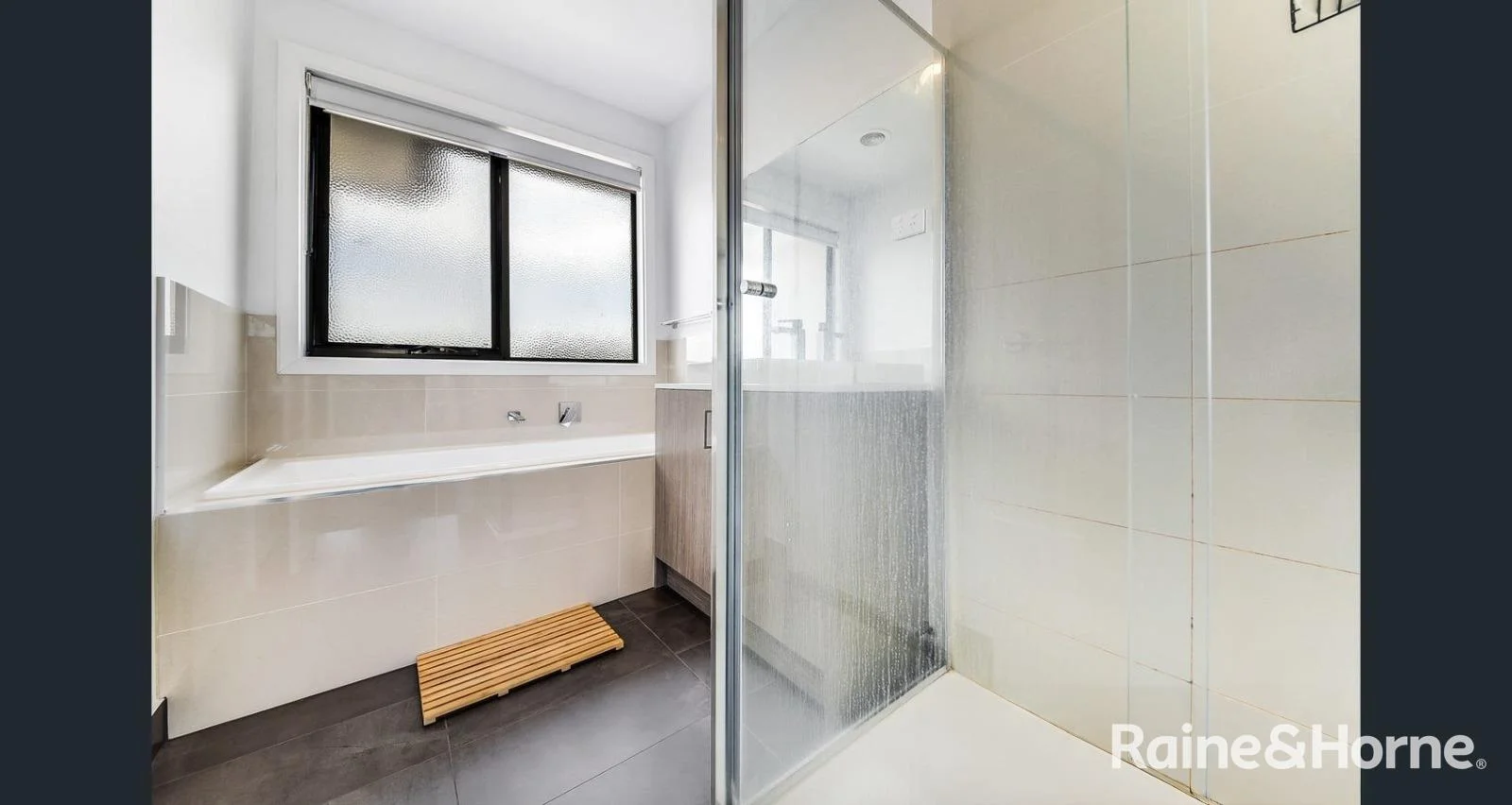 Additional image 6 of 8B Mclaren Avenue, Cranbourne VIC 3977