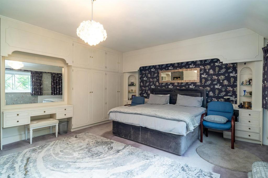 Additional image 37 of 6 bed detached house for saleAllum Lane, Elstree, Borehamwood WD6