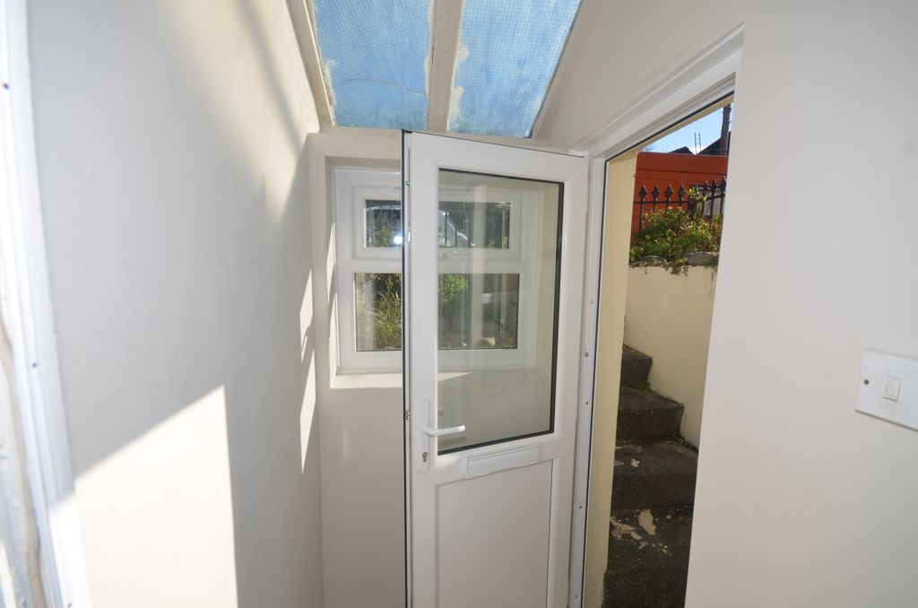 Additional image 2 of 1 bed flat for saleCliff Terrace, Aberystwyth SY23