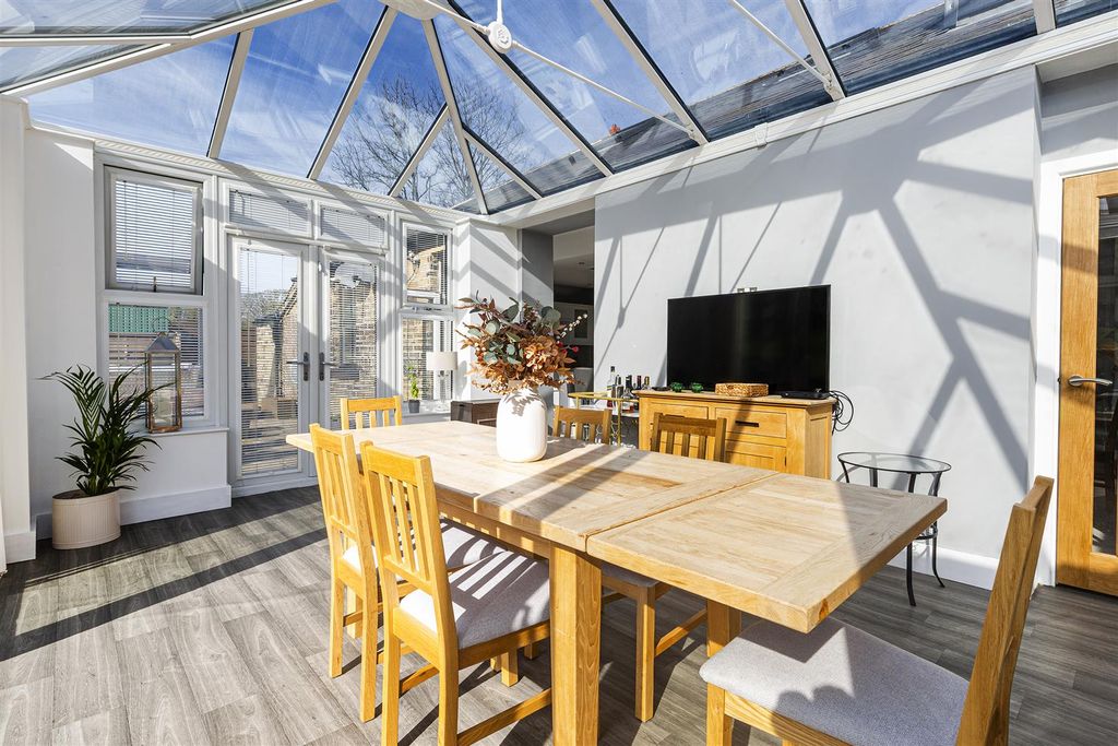 Additional image 25 of 4 bed detached house for saleBeaconsfield Road, Clayton, Bradford BD14