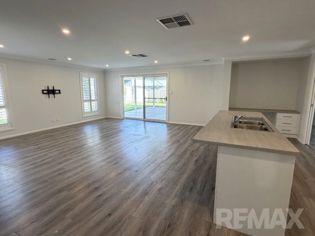 Additional image 6 of 11 Yenda Avenue, Gobbagombalin NSW 2650
