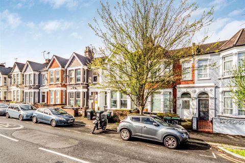 Wightman Road, London N4