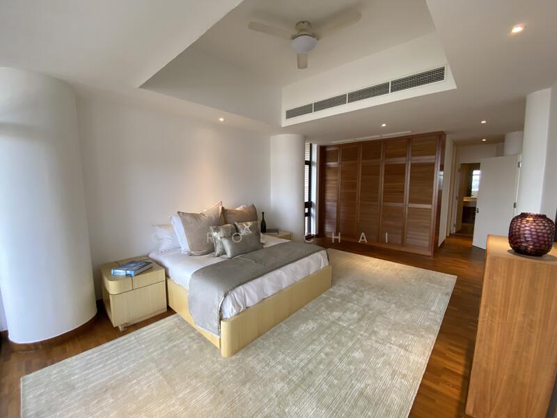 82 Grange Road photo 2