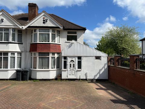 139 Chester Road, Sutton Coldfield B73