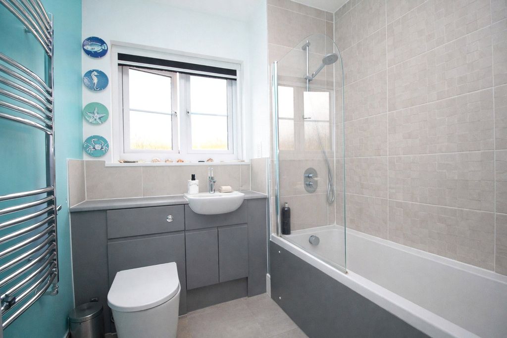 Additional image 7 of 4 bed semi-detached house for saleFalstaff Walk, Bordon, Hampshire GU35