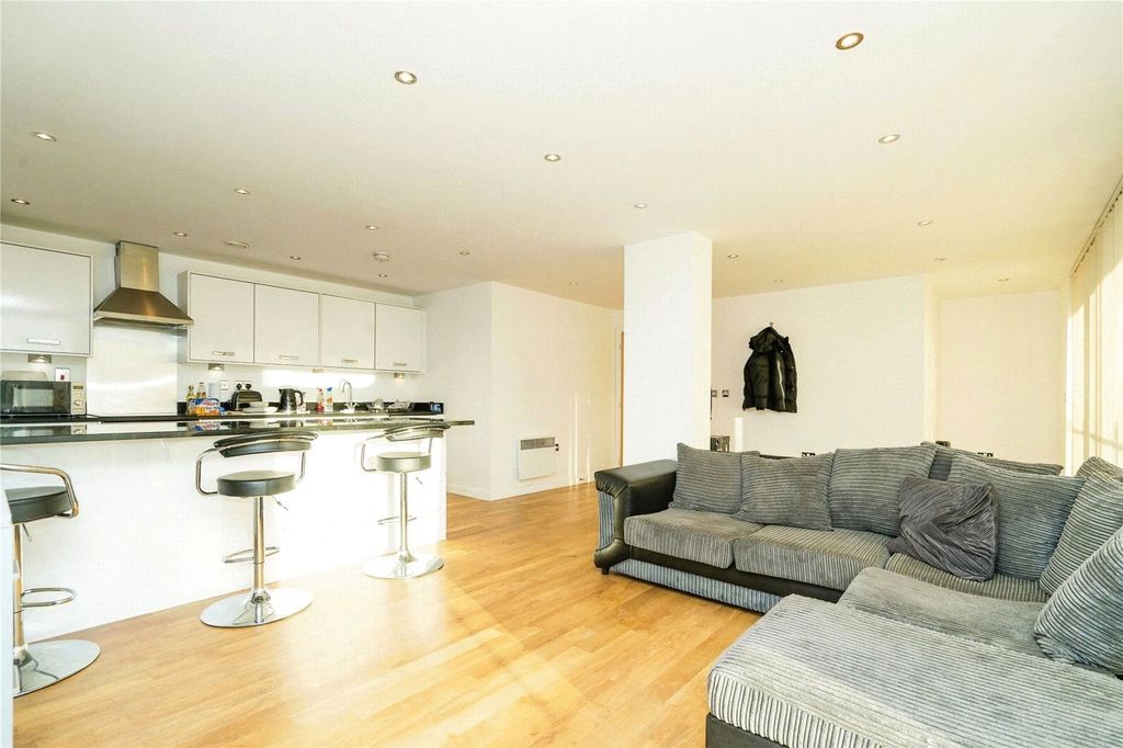 Additional image 3 of 3 bed flat for saleGeoffrey Watling Way, Norwich, Norfolk NR1
