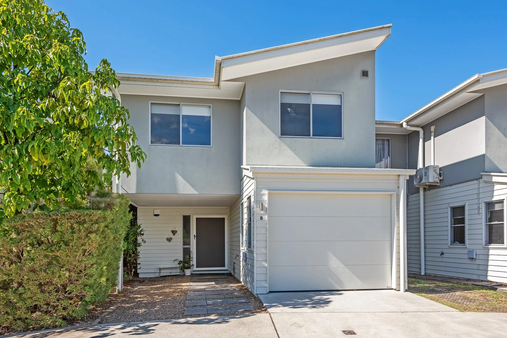 8/16 Bottle Brush Circuit, Coomera QLD 4209