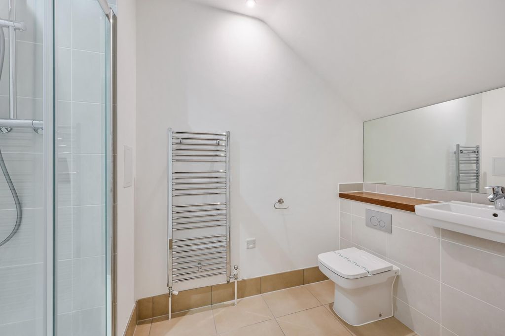 Additional image 13 of 3 bed terraced house for saleReynard Way TW8