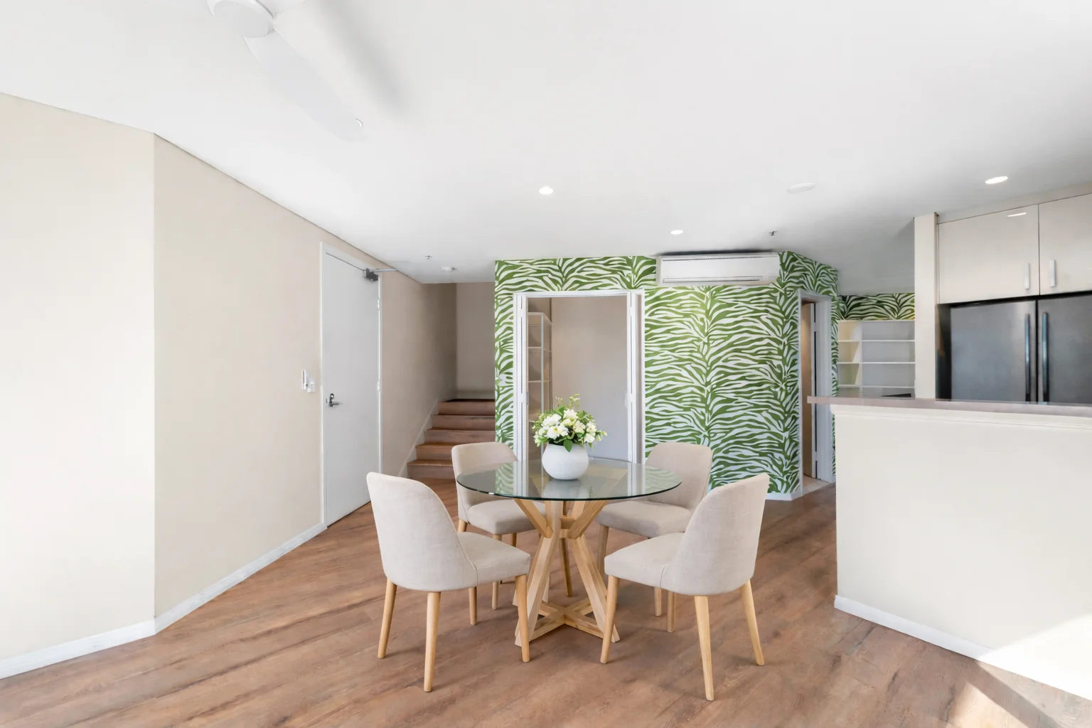 Additional image 3 of 406/4 Como Crescent, Southport QLD 4215