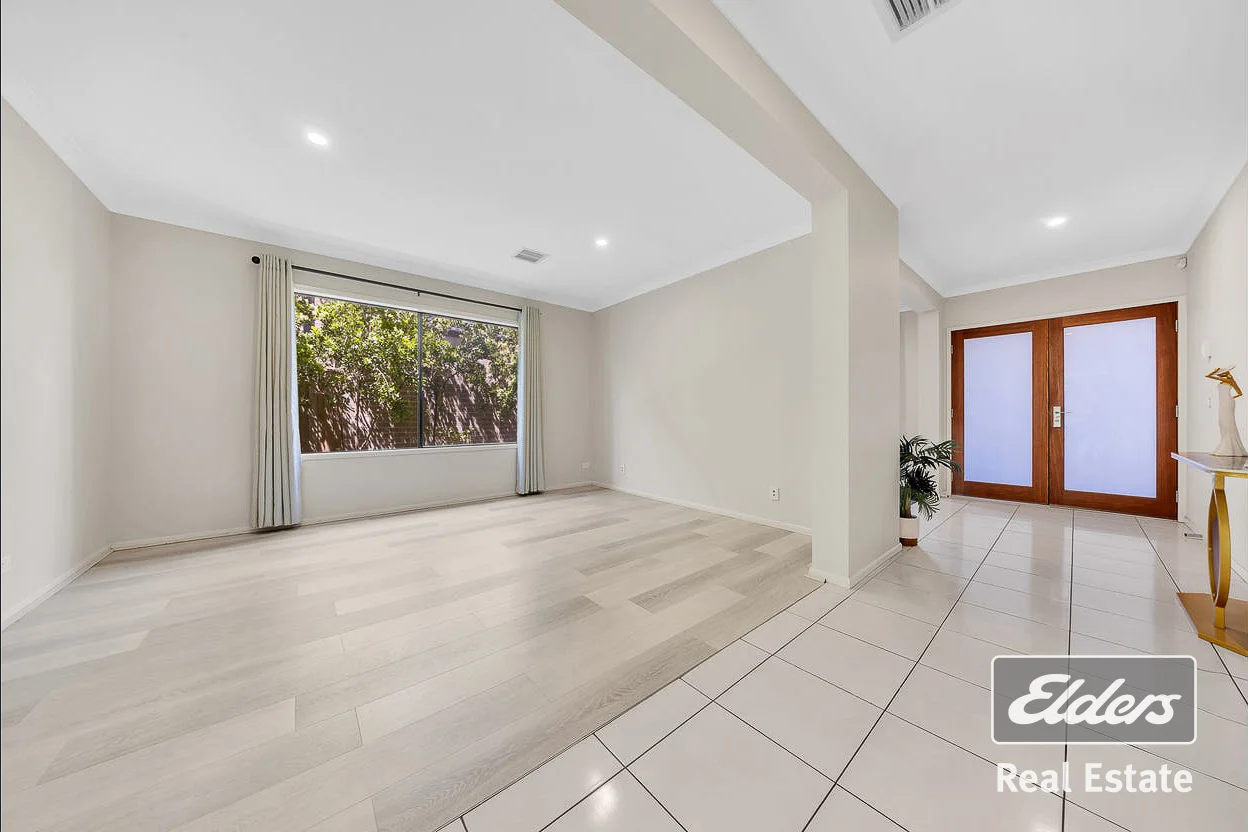 46 Arkins Circuit, Tarneit VIC 3029 photo 3