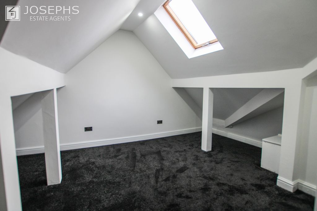 Additional image 20 of 5 bed end terrace house for saleEllesmere Road, Bolton BL3