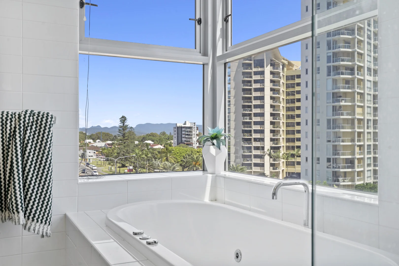 Additional image 11 of 503/18 Fern Street, Surfers Paradise QLD 4217