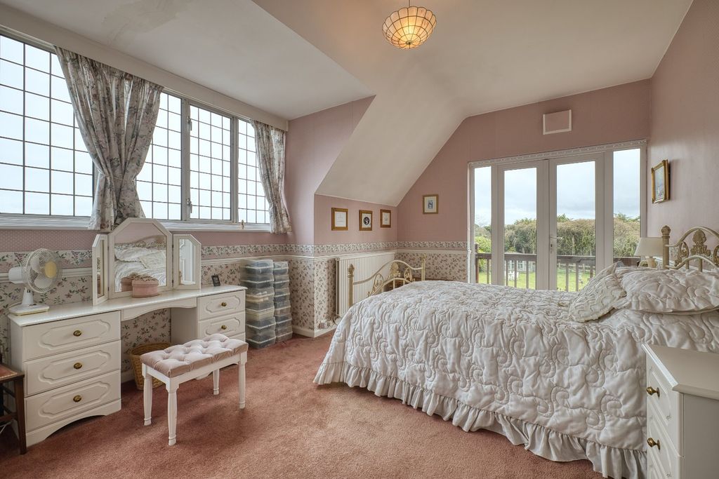 Additional image 21 of 3 bed detached house for saleGeorge Hill Road, Kingsgate, Broadstairs, Kent CT10