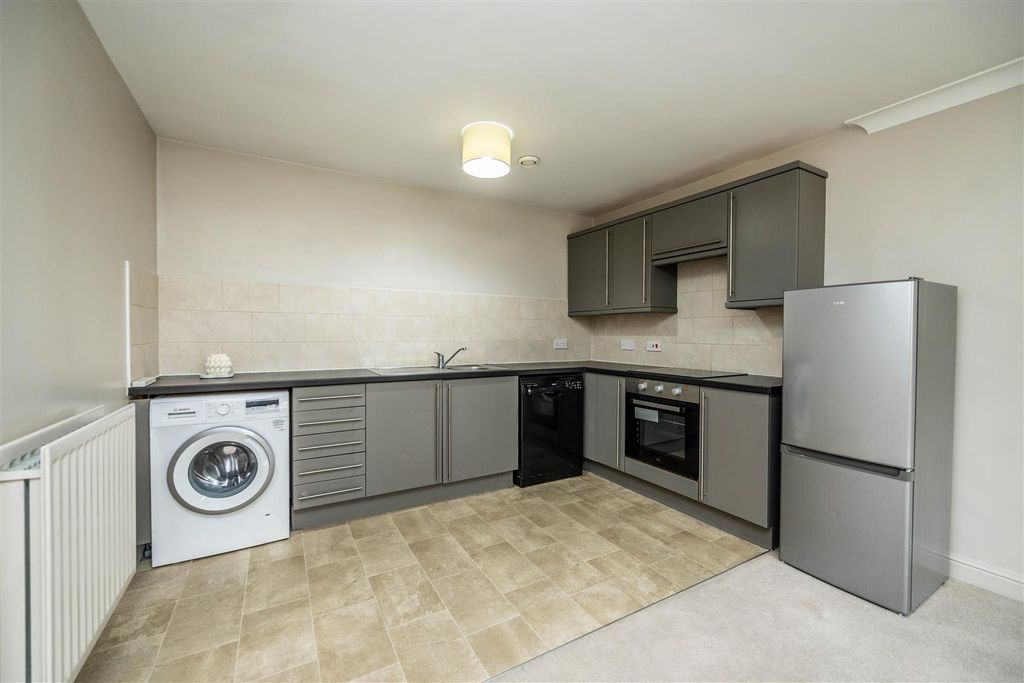 Additional image 4 of 2 bed flat for saleCroft Court, Brighouse HD6