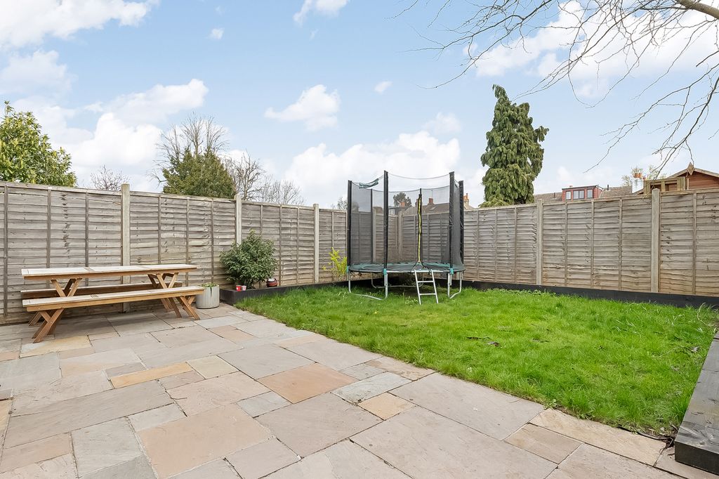 Additional image 16 of 3 bed flat for salePalace Grove, Bromley BR1
