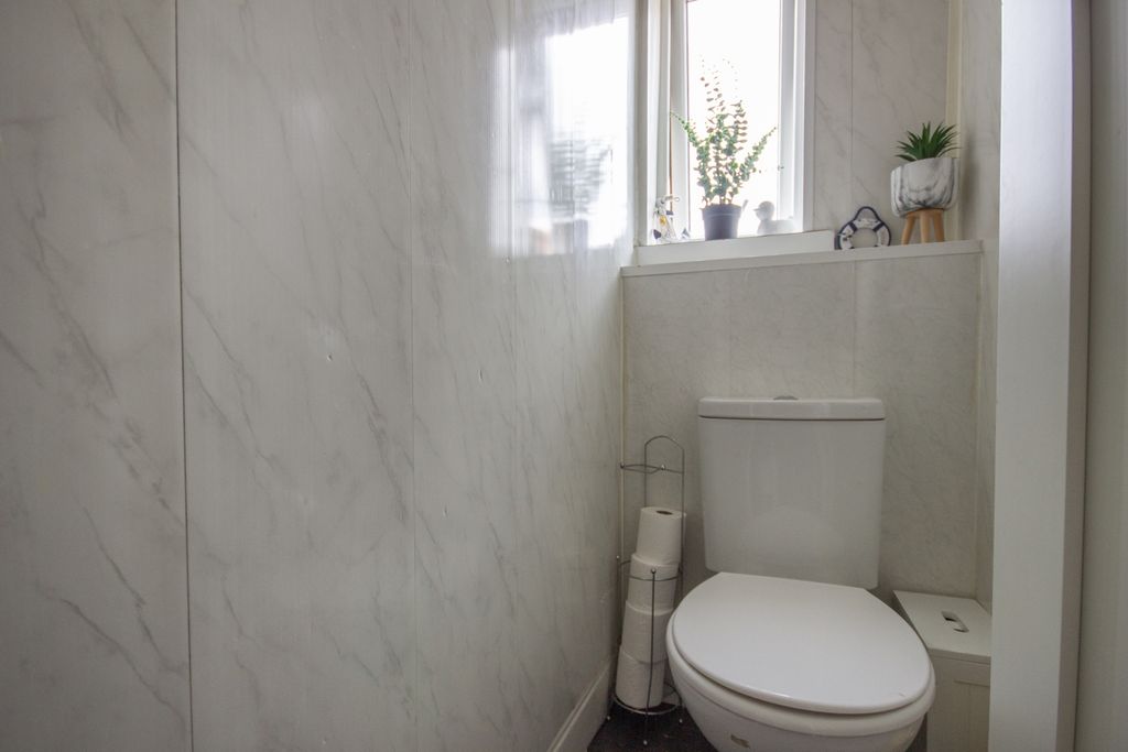 Additional image 12 of 3 bed flat for saleCastleside Road, Newcastle Upon Tyne, Tyne And Wear NE15