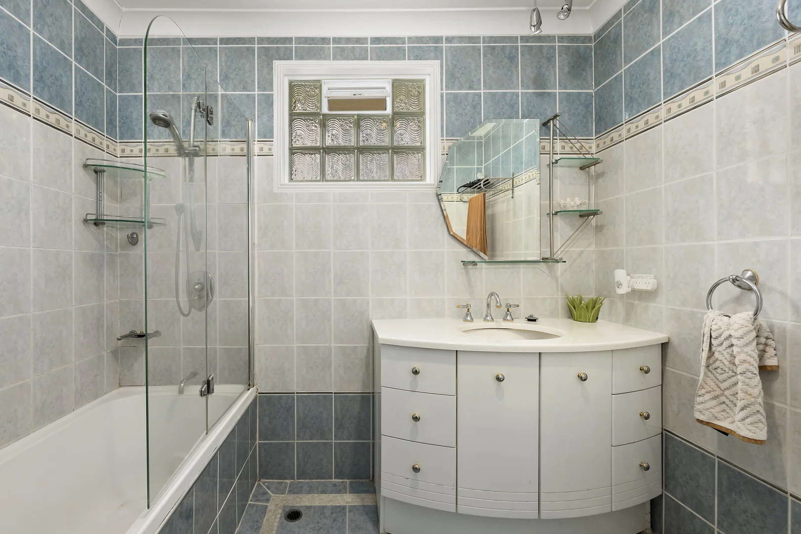 Additional image 9 of 160 Park Avenue, Kotara NSW 2289