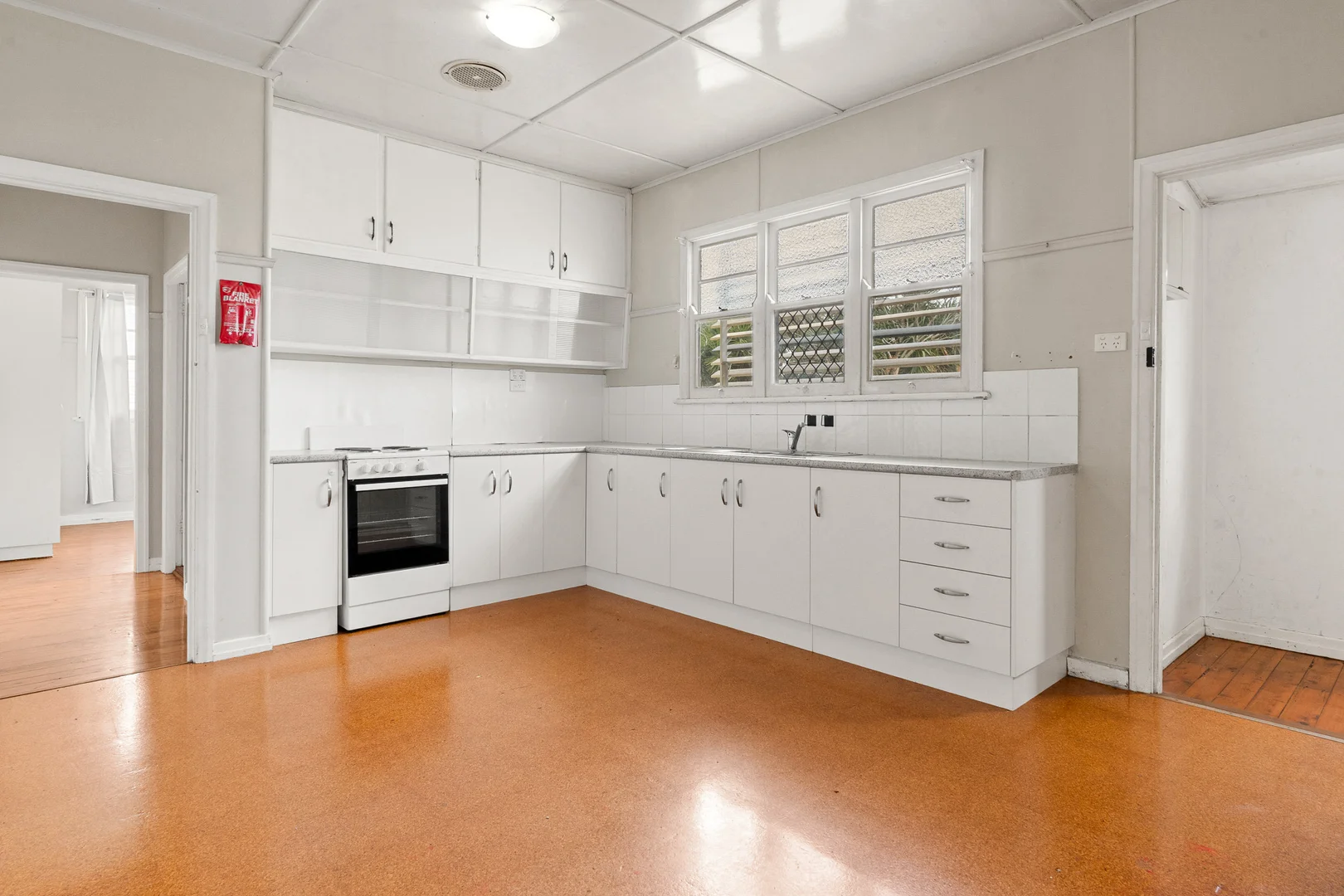 Additional image 4 of 37 Gladstone Street, Newtown QLD 4350