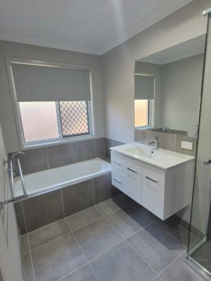Additional image 4 of 4 Tamara Court, Boyne Island QLD 4680